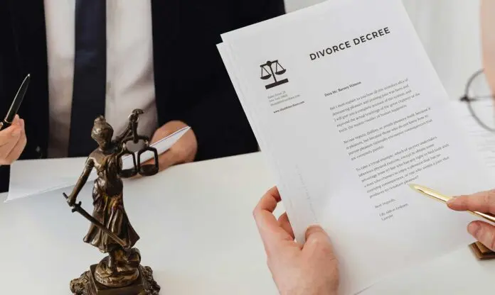 que-es-un-recurso-contencioso-administrativo-696x416